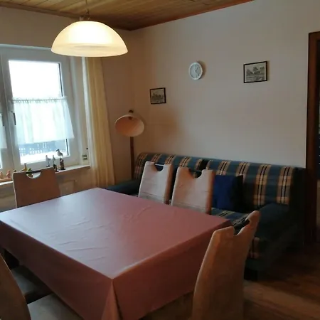 Kornew Eg Apartman *